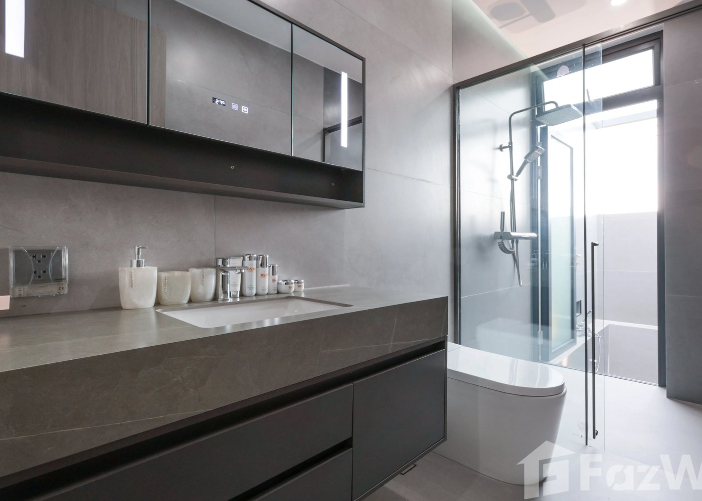 Larimar Villa — bathroom with rain shower